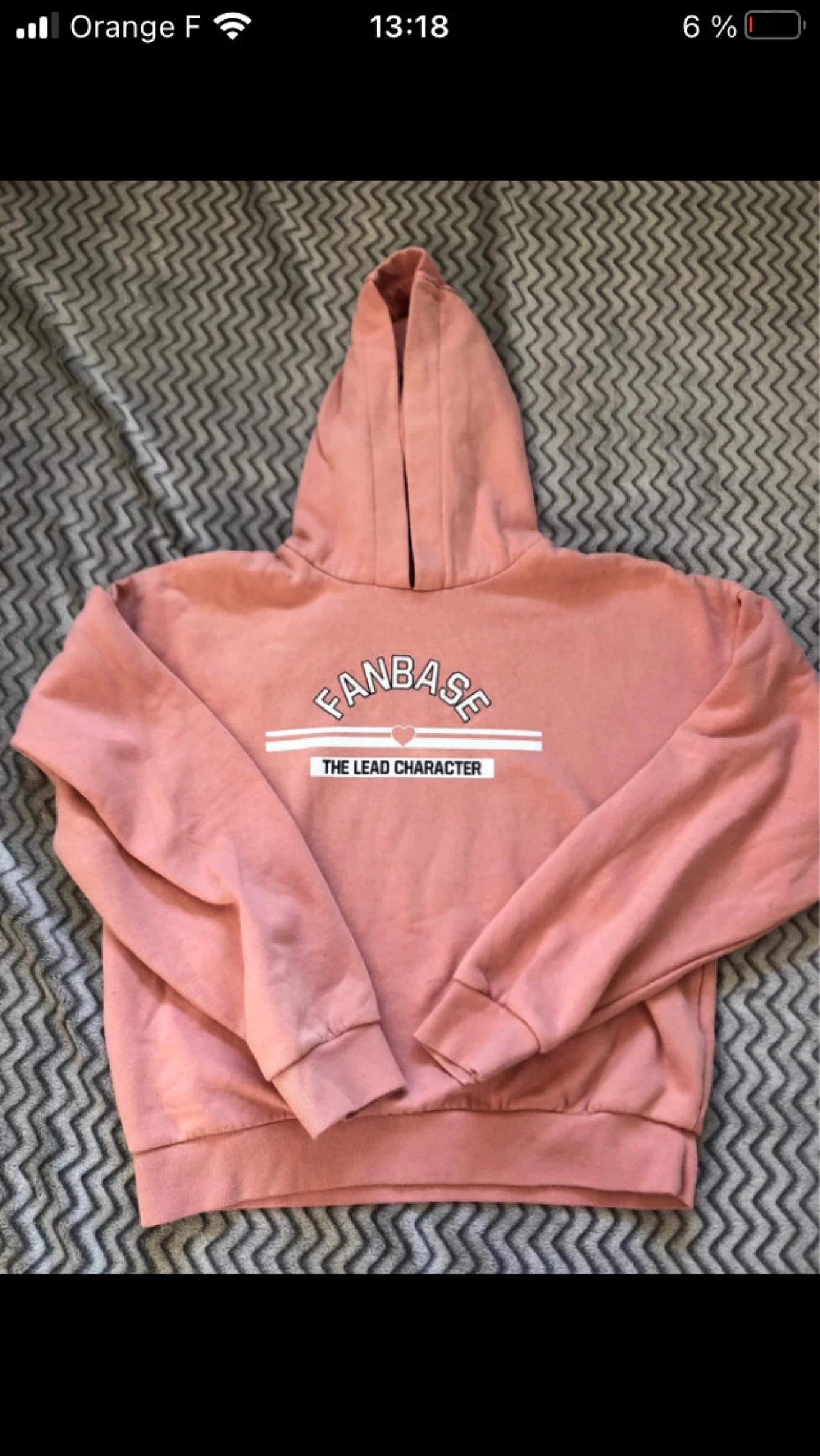 Sweat a capuche taille 38